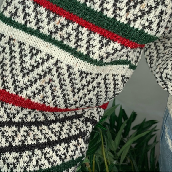 v i n t a g e :: Slouchy Chevron Grandpa Knit Sweater - Picture 11 of 12